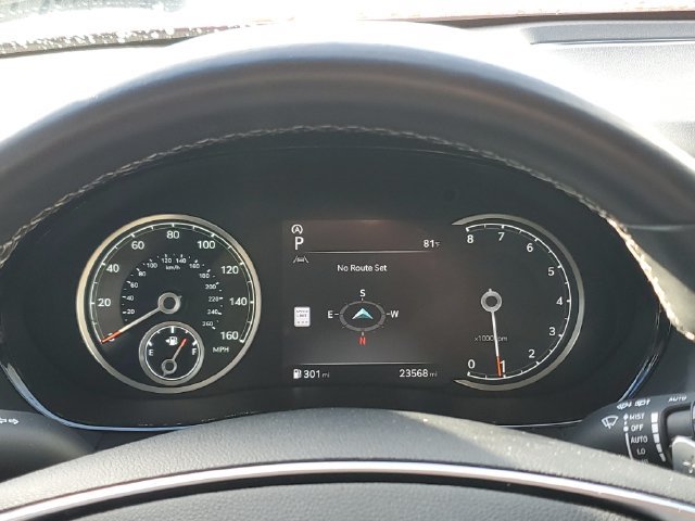 Used 2024 Genesis GV70 2.5T w/ Select Package AWD/4WD image 16
