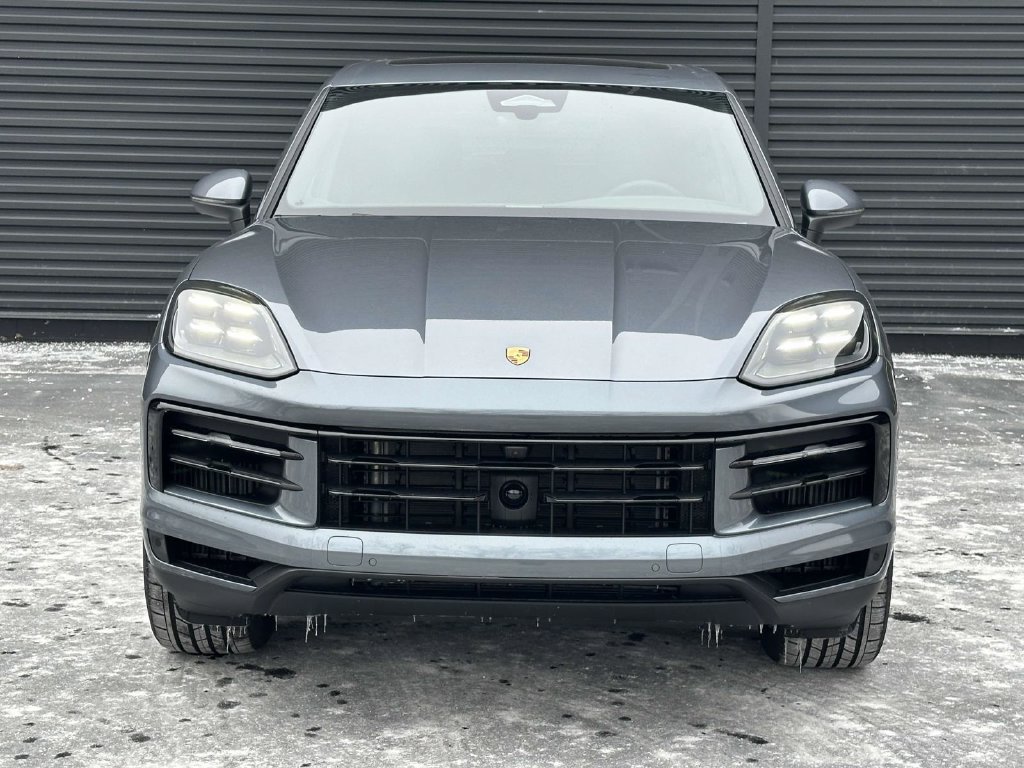 Used 2026 Porsche Cayenne AWD/4WD image 8