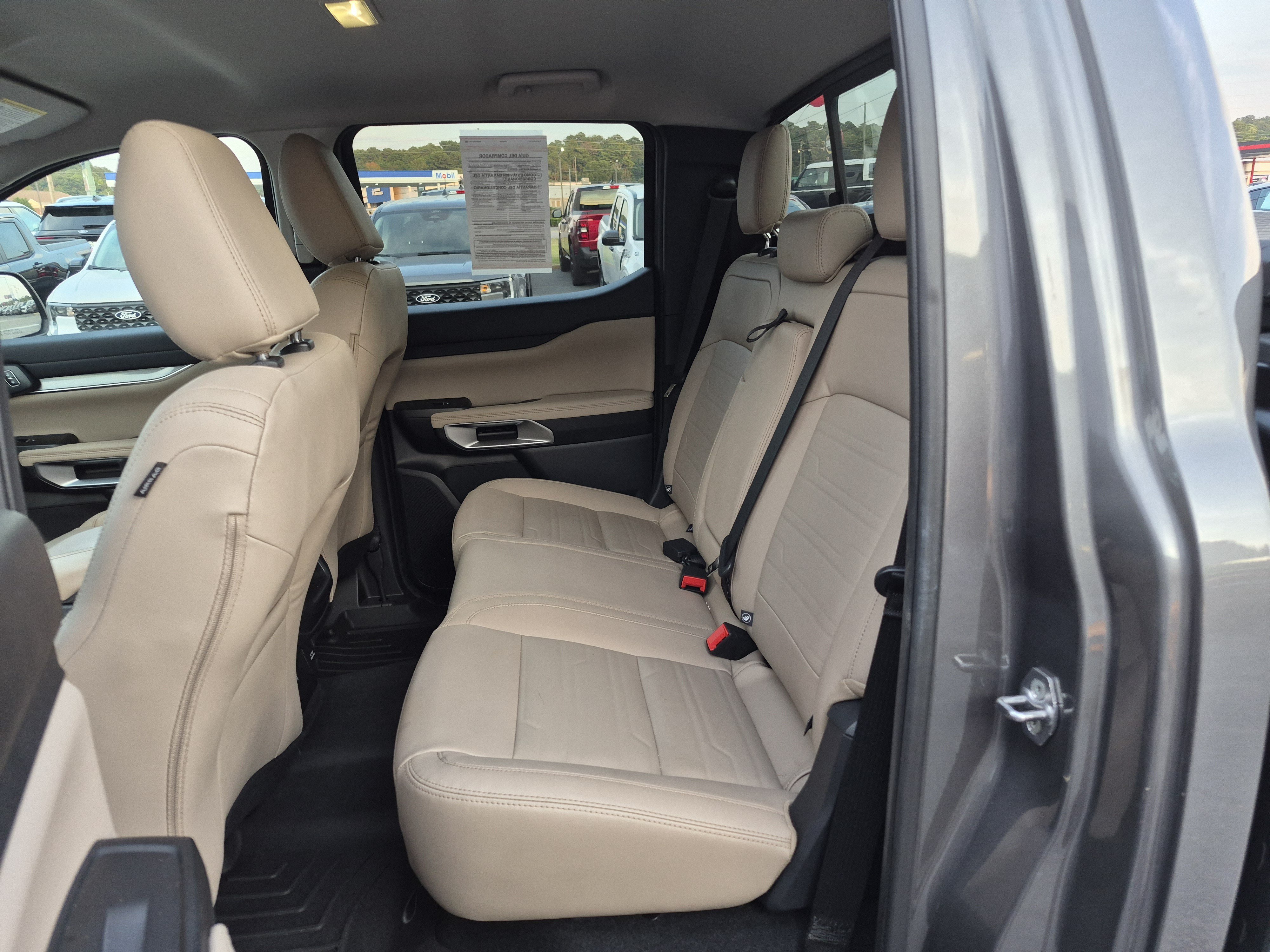 Used 2024 Ford Ranger Lariat w/ FX4 Off-Road Package AWD/4WD image 18