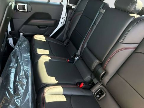 New 2026 Jeep Gladiator Rubicon image 14