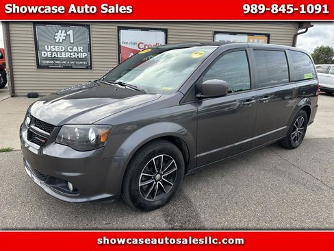 Used 2018 Dodge Grand Caravan SE FWD image 1