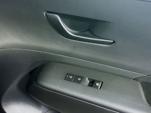 Used 2024 Hyundai Kona SEL w/ Convenience Package FWD image 29