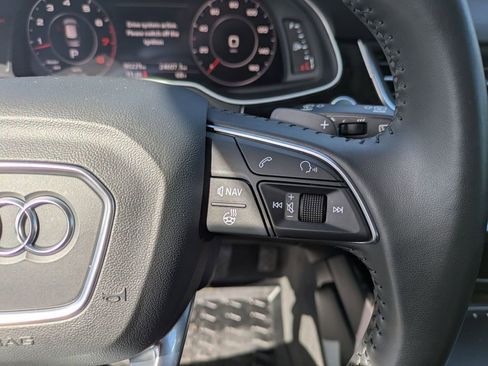 Used 2018 Audi Q7 3.0T Prestige image 22