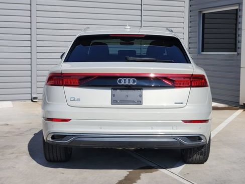 Used 2023 Audi Q8 Premium AWD/4WD image 7