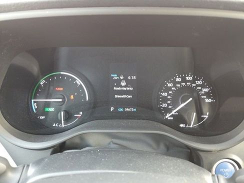 Used 2023 Toyota Sienna LE image 14