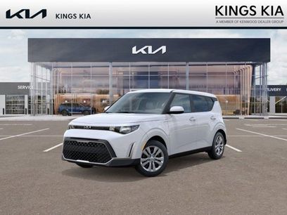 New 2025 Kia Soul LX
