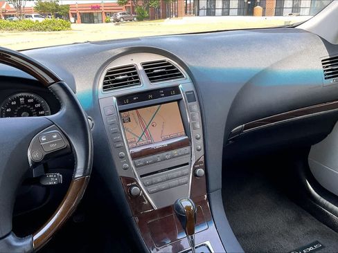 Used 2011 Lexus ES 350 FWD image 14