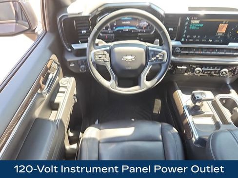 Used 2023 Chevrolet Silverado 1500 LT AWD/4WD image 14