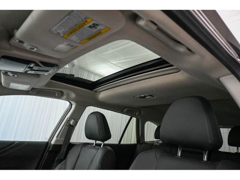 Used 2020 Subaru Outback Limited image 35