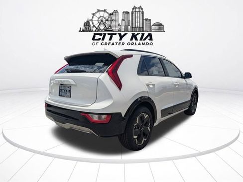 New 2026 Kia Niro Wind FWD image 5