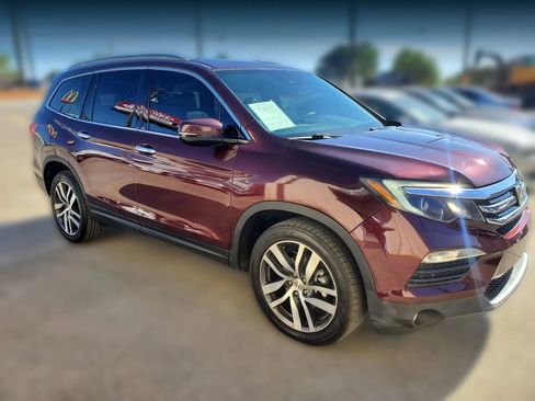 Used 2017 Honda Pilot Elite image 13