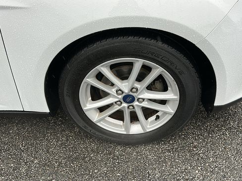 Used 2018 Ford Focus SE image 8