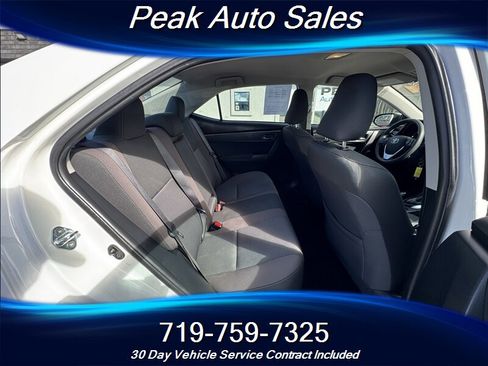 Used 2018 Toyota Corolla LE image 27