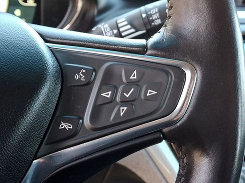 Used 2020 Chevrolet Bolt Premier w/ Infotainment Package image 20