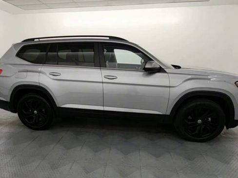 Used 2023 Volkswagen Atlas SE image 9