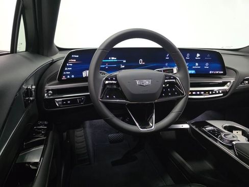 Used 2024 Cadillac Lyriq Tech w/ Driver Assist Package AWD/4WD image 16