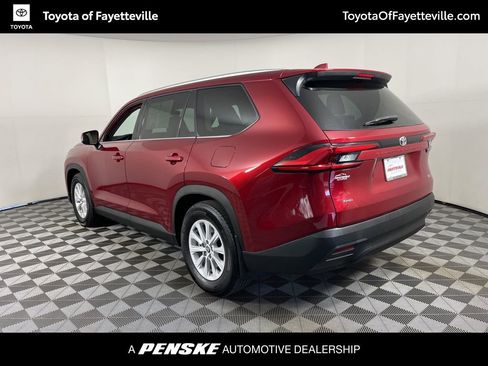 Certified 2024 Toyota Grand Highlander XLE image 16