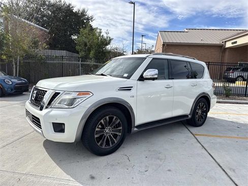 Used 2017 Nissan Armada Platinum image 3