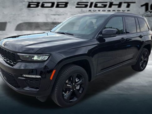 New 2025 Jeep Grand Cherokee Limited w/ Black Appearance Package image 1