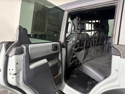 Certified 2023 Ford Bronco Badlands w/ Sasquatch Package AWD/4WD image 27