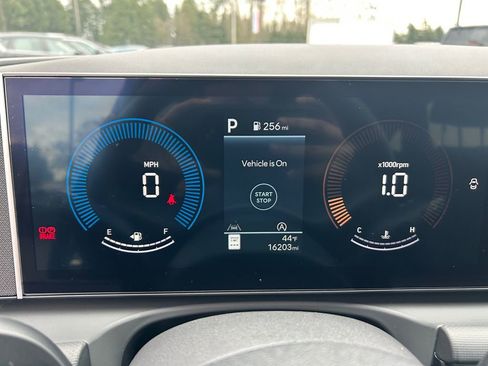 Used 2025 Hyundai Tucson SEL image 16