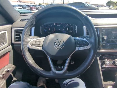 Used 2022 Volkswagen Atlas Cross Sport SEL Premium R-Line AWD/4WD image 11