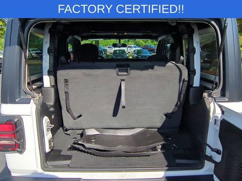Certified 2022 Jeep Wrangler Sport AWD/4WD image 25