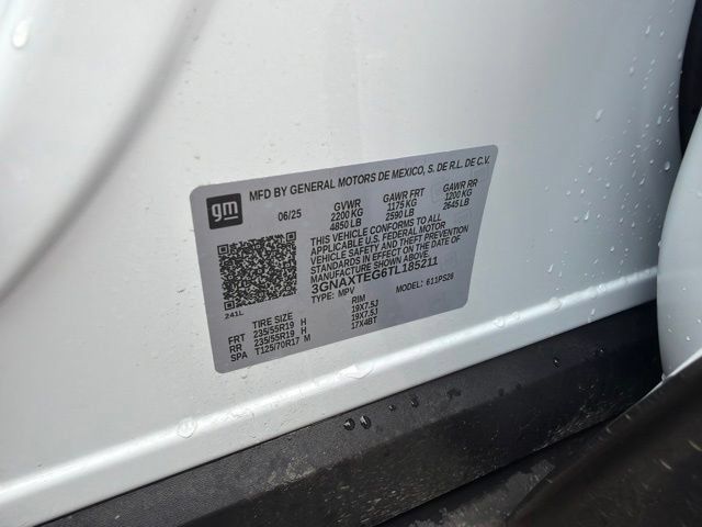 Used 2026 Chevrolet Equinox RS AWD/4WD image 38
