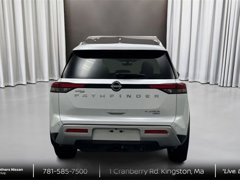 Certified 2025 Nissan Pathfinder Platinum w/ Cargo Package image 6