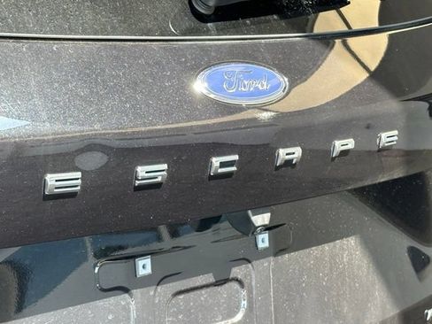 Used 2023 Ford Escape Active AWD/4WD image 27