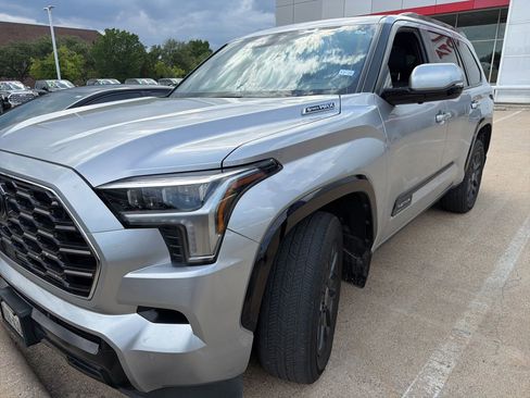 Used 2024 Toyota Sequoia Platinum AWD/4WD image 1