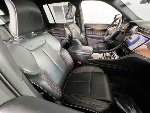 Used 2022 Jeep Grand Cherokee Summit w/ Adv Protech Group IV image 28