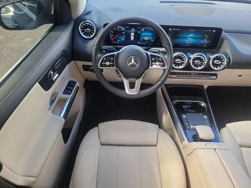 Used 2021 Mercedes-Benz GLA 250 image 9
