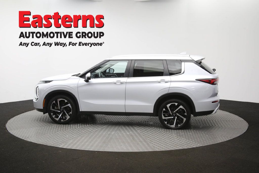 Used 2024 Mitsubishi Outlander SE FWD image 64