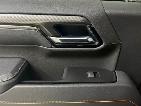 Used 2025 GMC Sierra 1500 AT4 w/ AT4 Premium Package image 73