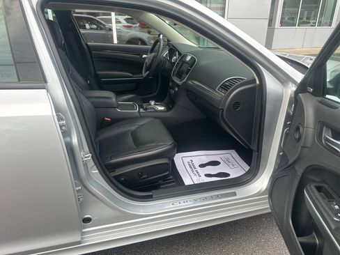 Used 2023 Chrysler 300 Touring L w/ Comfort Group AWD/4WD image 12