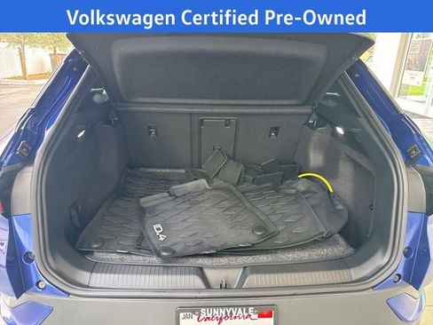Certified 2022 Volkswagen ID.4 Pro S w/ Gradient Package image 17