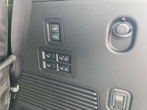 Used 2025 Nissan Armada PRO-4X w/ Pro-4X Premium Package image 25