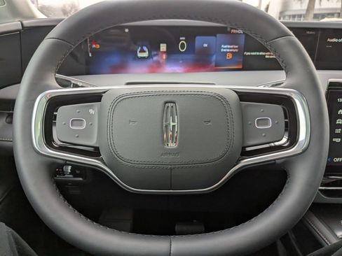 New 2026 Lincoln Nautilus Reserve AWD/4WD image 30
