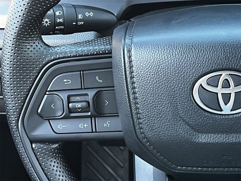 New 2025 Toyota Tacoma SR5 image 12