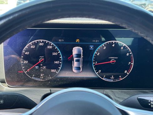 Used 2020 Mercedes-Benz E 350 Sedan image 27