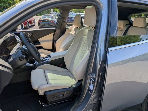 Used 2026 BMW X3 xDrive30i w/ Convenience Package AWD/4WD image 8