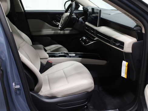 New 2025 Lincoln Corsair Grand Touring w/ Equipment Group 301A image 39