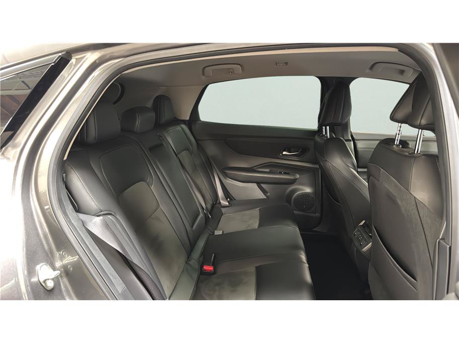Used 2024 Nissan Ariya AWD image 22