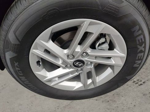 Certified 2025 Hyundai Tucson SE image 14