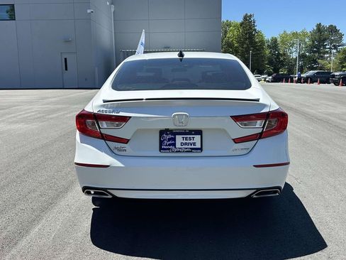 Certified 2022 Honda Accord Sport image 25