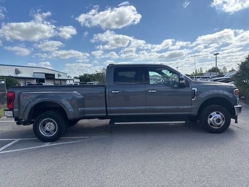 Used 2022 Ford F350 Lariat w/ Lariat Ultimate Package image 4