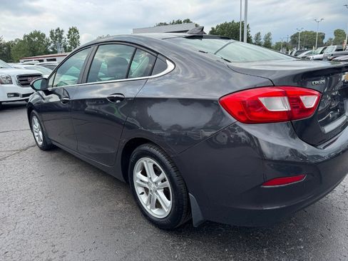 Used 2016 Chevrolet Cruze LT w/ Convenience Package FWD image 10