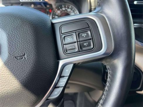 Used 2020 RAM 3500 Laramie image 32