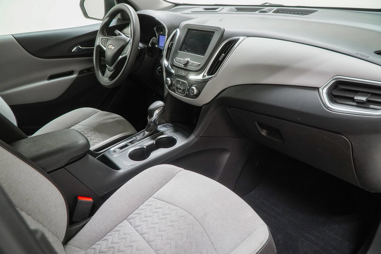 Used 2022 Chevrolet Equinox LS w/ LS Convenience Package AWD/4WD image 30